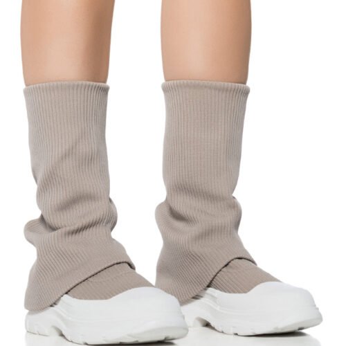 AZALEA WANG FILLIPA RIBBED KNIT SNEAKER BOOT IN BROWN